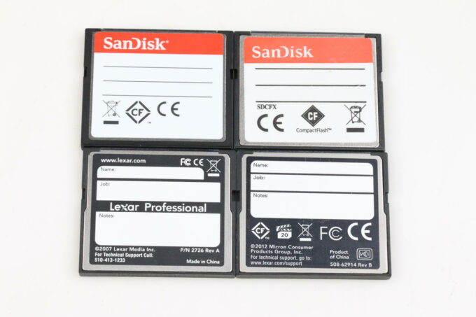 Cardsafe mit 4 CF Speicherkarten