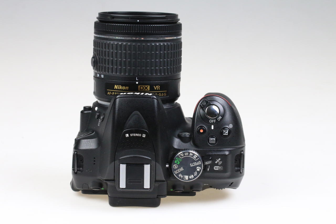 Nikon D5300 mit AF-P DX 18-55mm f/3,5-5,6 VR - #9732801