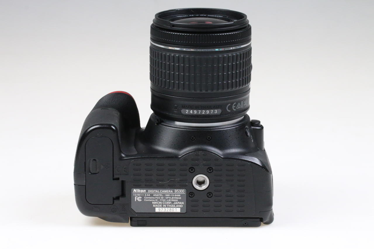 Nikon D5300 mit AF-P DX 18-55mm f/3,5-5,6 VR - #9732801