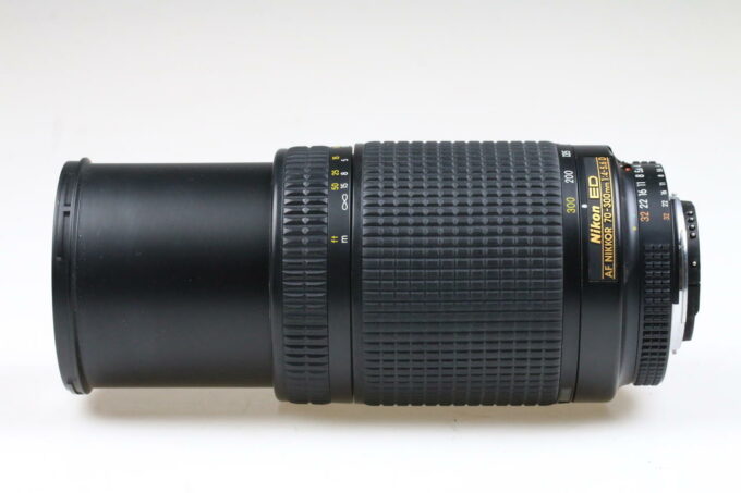 Nikon AF NIKKOR 70-300mm f/4,0-5,6 D ED - #278444 - Image 2