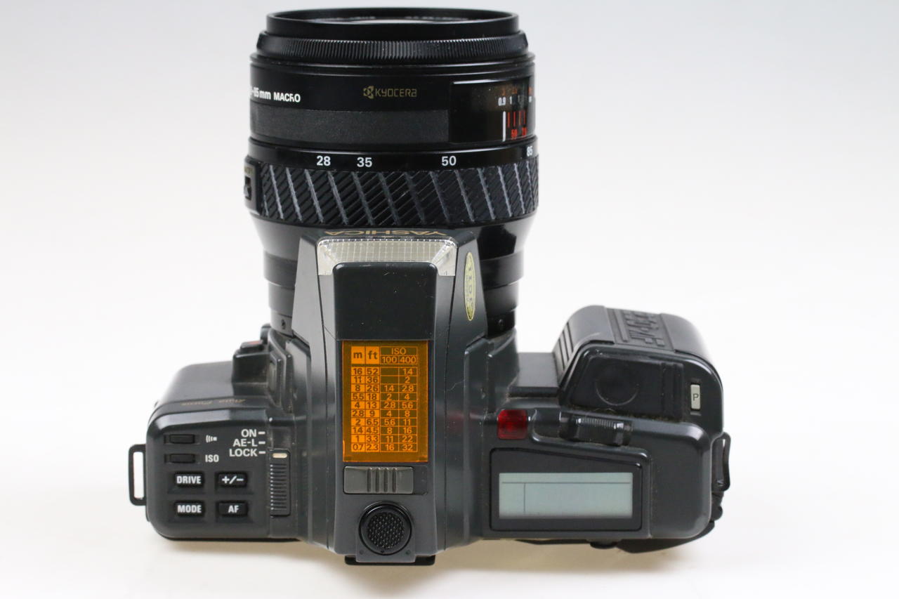 Yashica 230 AF mit AF 28-85mm f/3,5-4,5 und AF 70-210mm f/4,0 - #0156244 - Image 4