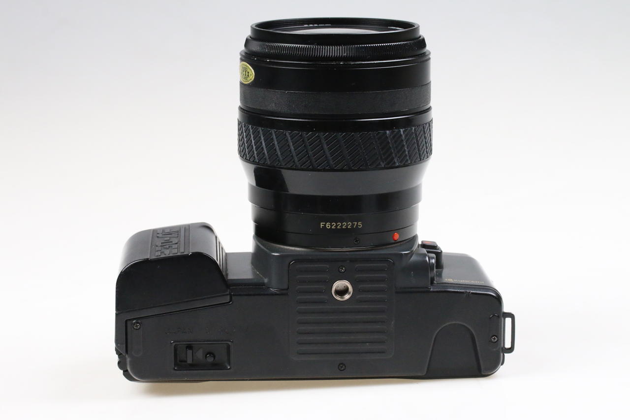 Yashica 230 AF mit AF 28-85mm f/3,5-4,5 und AF 70-210mm f/4,0 - #0156244 - Image 6