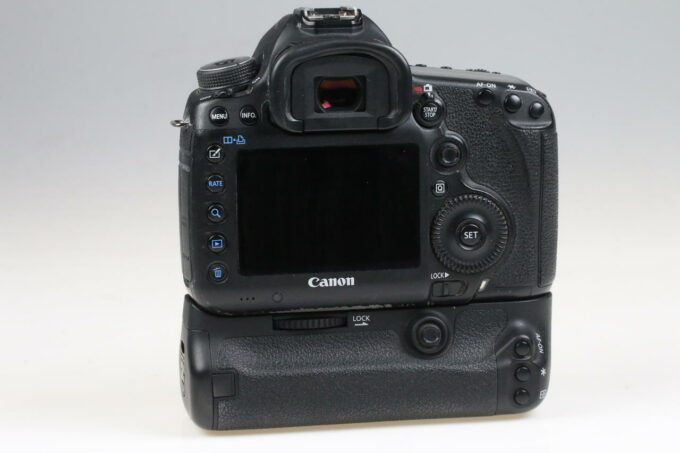 Canon EOS 5D Mark III mit Zubehörpaket - #023021002569