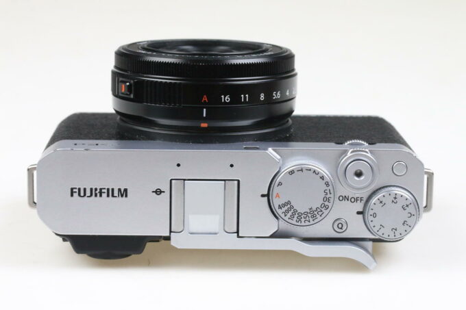 FUJIFILM X-E4 mit XF 27mm f/2,8 R WR - silber - #1W005016 - Image 3
