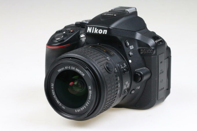 Nikon D5300 mit AF-S DX 18-55mm f/3,5-5,6 VR II - #4527379 - Image 2