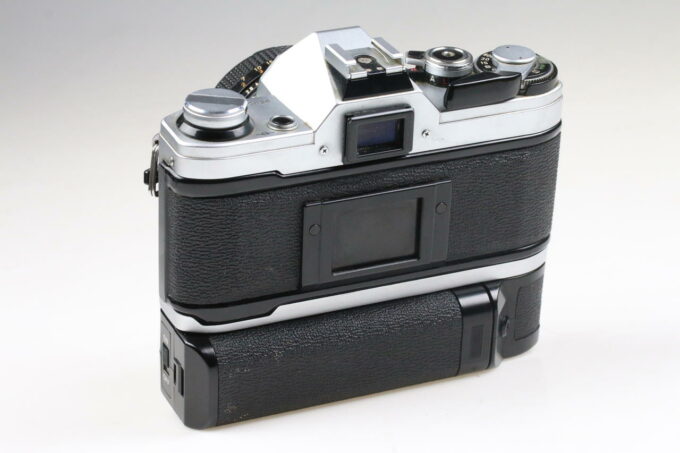 Canon AE-1 Gehäuse mit FD 50mm f/1,8 S.C. - #2180898
