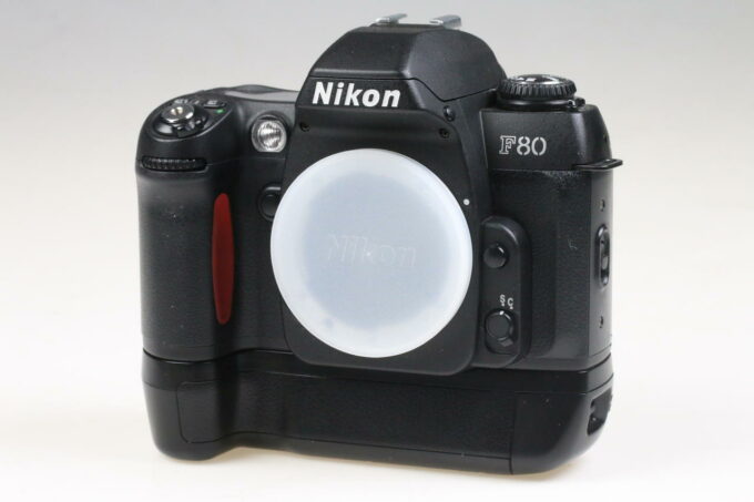 Nikon F80 mit MB-16 - #2035704