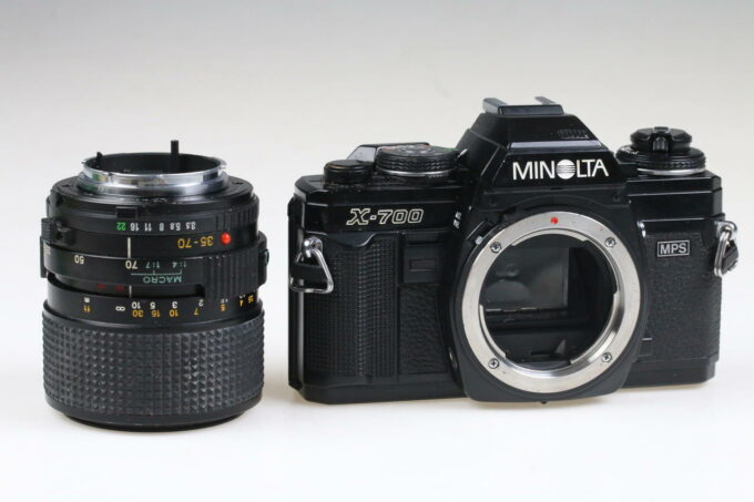 Minolta X-700 mit MD 35-70mm f/3,5 - #2455965