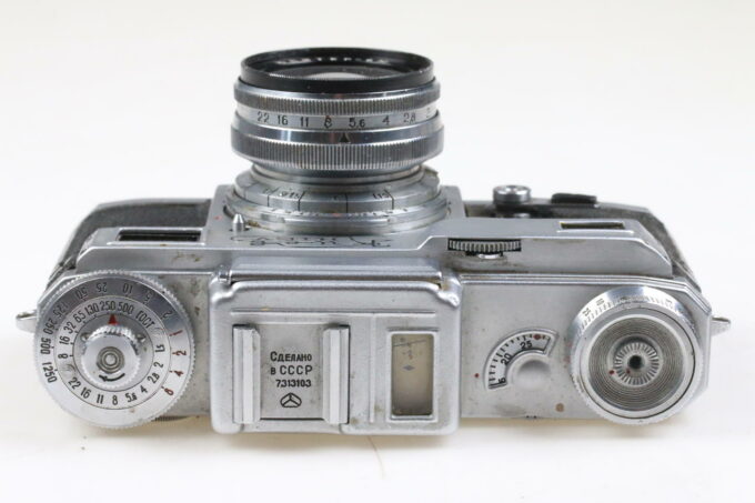 ARSENAL KIEV 4 mit 50mm f/2,0 Jupiter-8M Objektiv - #7313103