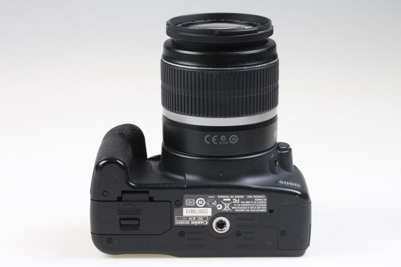 Canon EOS 500D mit EF-S 18-55mm f/3,5-5,6 IS - #2250718813