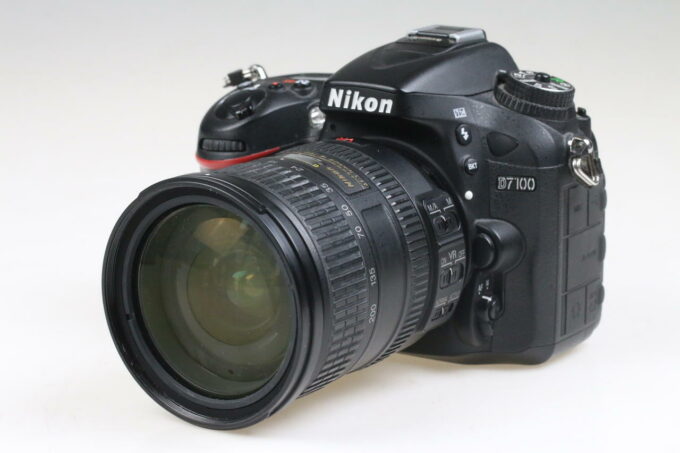 Nikon D7100 mit AF-S DX 18-200mm f/3,5-5,6 VR - #4501604