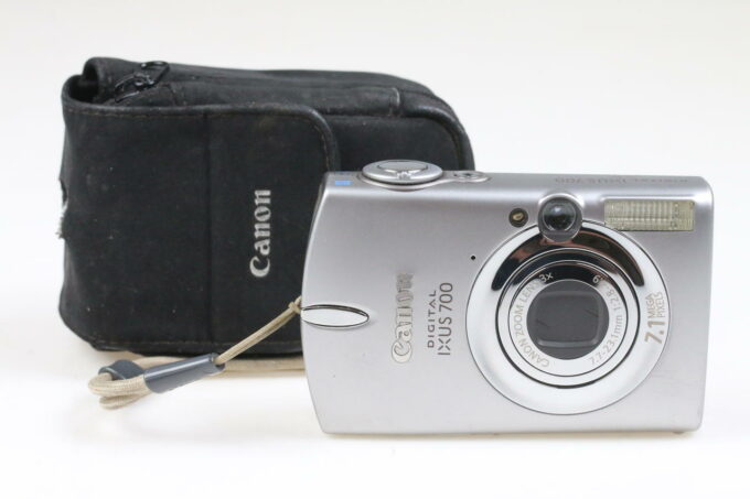 Canon Ixus 700