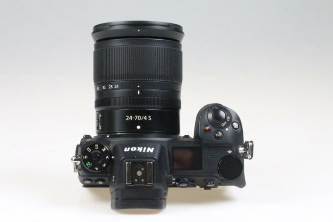 Nikon Z 6 mit Z 24-70mm f/4,0 S - #6023819