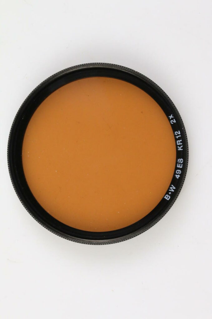 B+W KR12 Filter 2x 49mm
