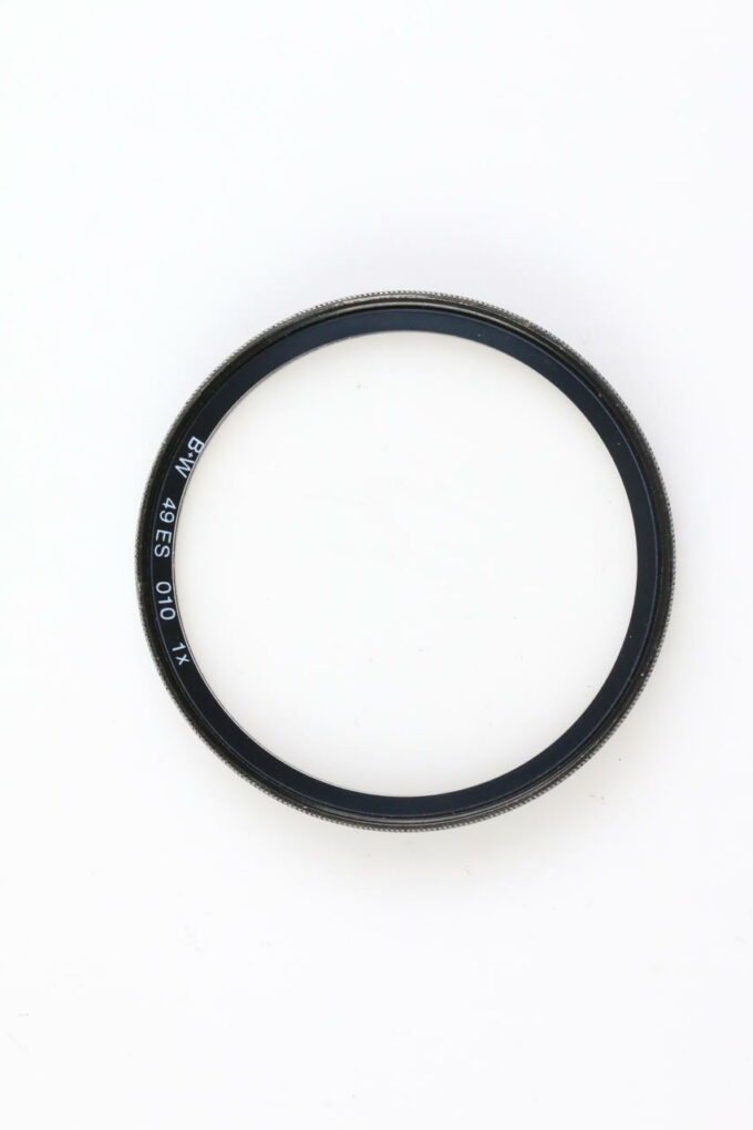 B+W UV Filter 1x (010) - 49mm
