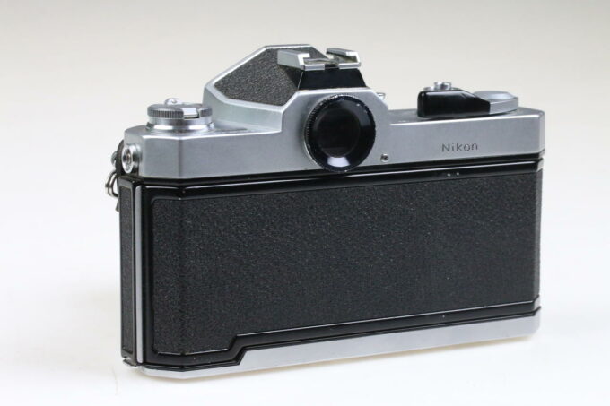 Nikon Nikkormat FT3 mit 50mm f/2,0 - #6010378