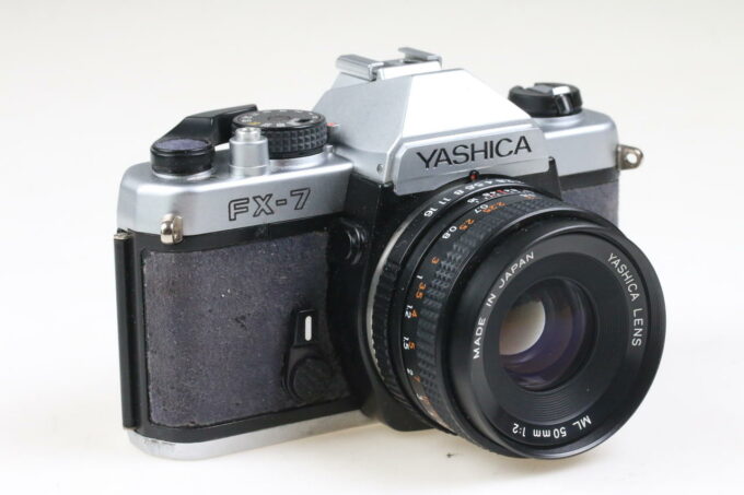 Yashica FX-7 mit ML 50mm f/2,0 - #278747