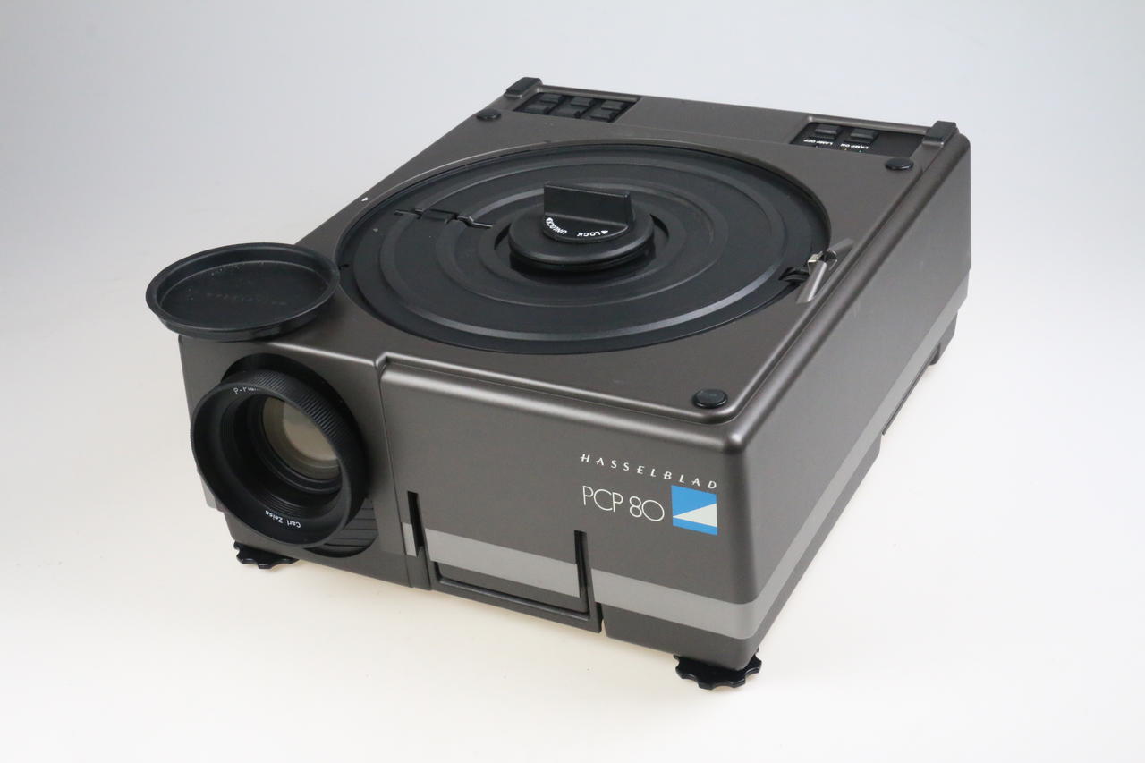 Hasselblad PCP80 6x6 Diaprojektor mit 150mm f/3,5 Zeiss Planar