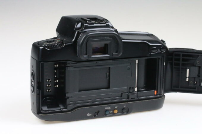 Canon EOS 10 - #1229615