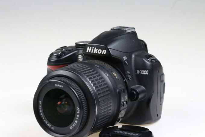 Nikon D3000 mit AF-S DX 18-55mm f/3,5-5,6 G VR - #6888050