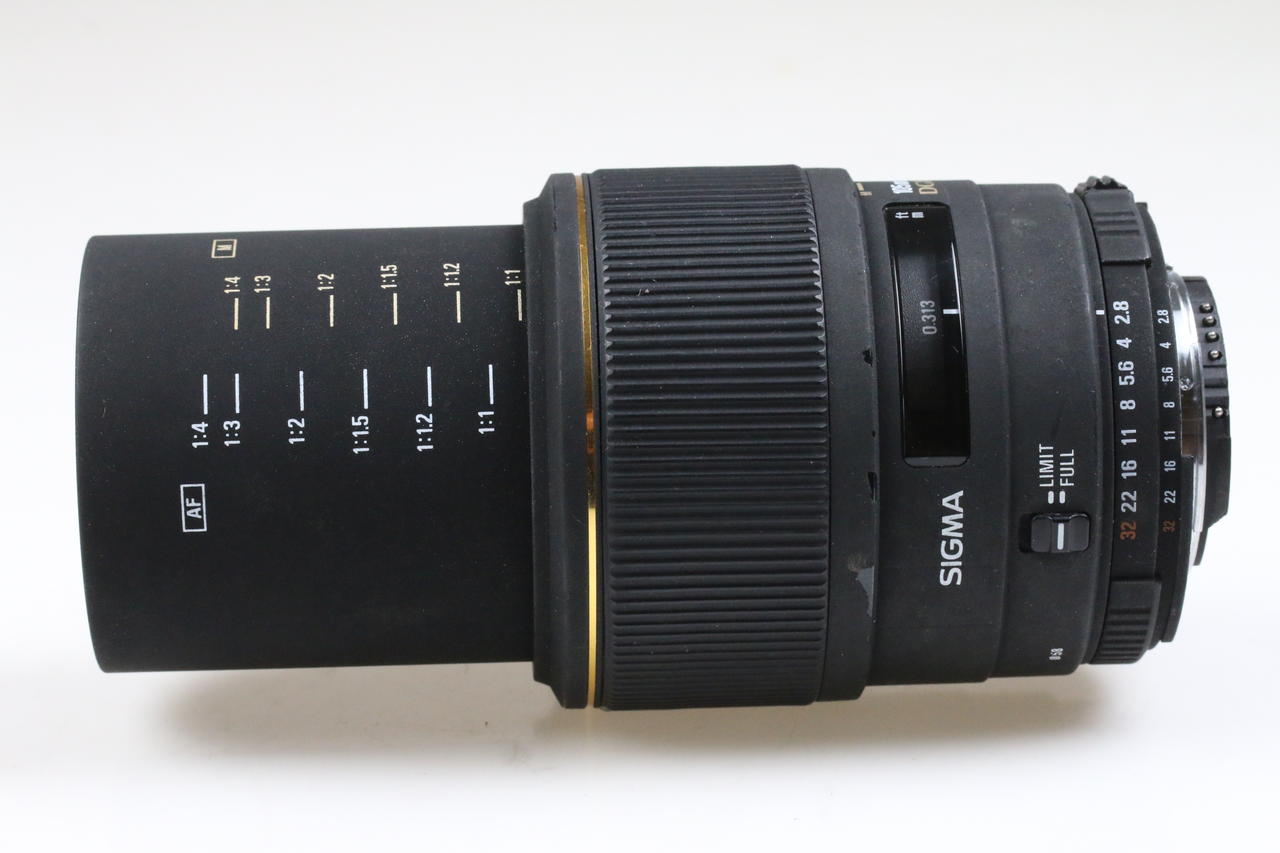Sigma 105mm f/2,8 EX DG Macro für Nikon F (FX) - #11700246 - Image 2