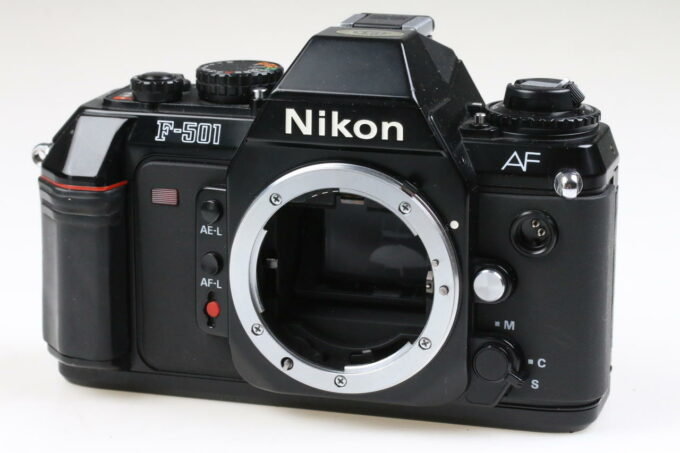 Nikon F-501 Gehäuse - #5927451