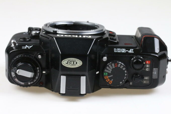 Nikon F-501 Gehäuse - #5927451