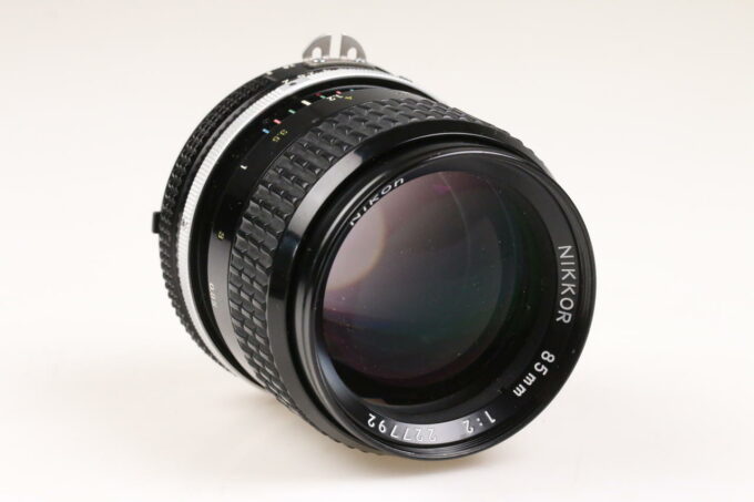 Nikon MF 85mm f/2,0 AI - #227792