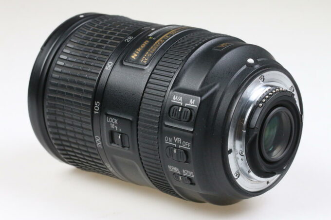 Nikon AF-S DX NIKKOR 18-300mm f/3,5-5,6 G ED VR - #72020564