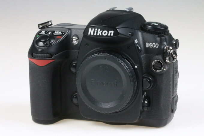 Nikon D200 Gehäuse - #3046661