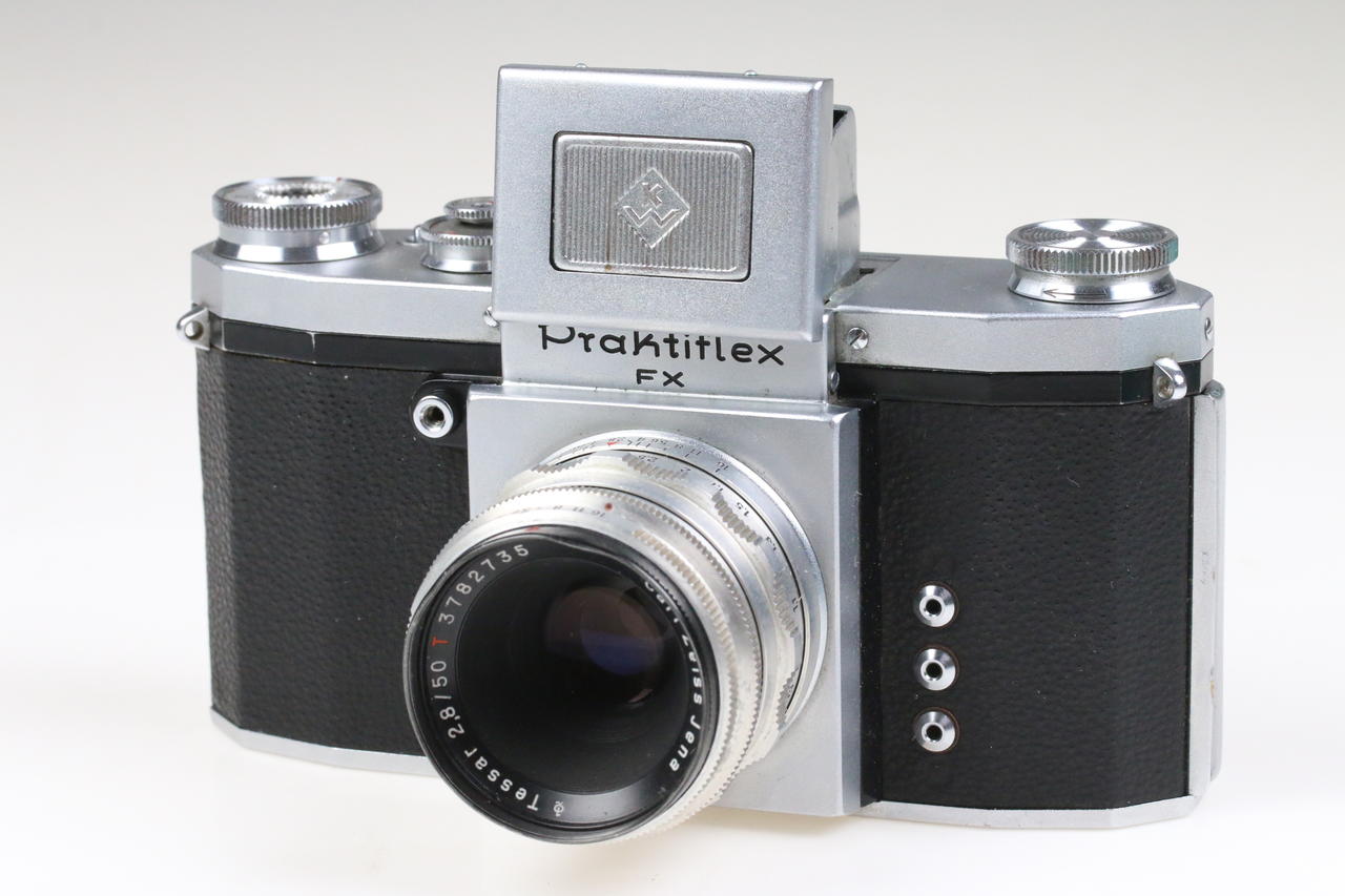 Praktica Praktiflex FX mit Tessar 50mm f/2,8 T - #113209