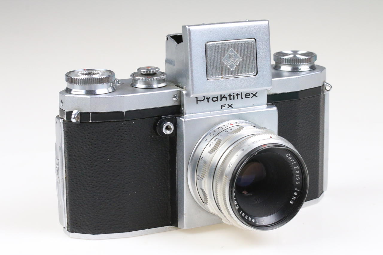 Praktica Praktiflex FX mit Tessar 50mm f/2,8 T - #113209