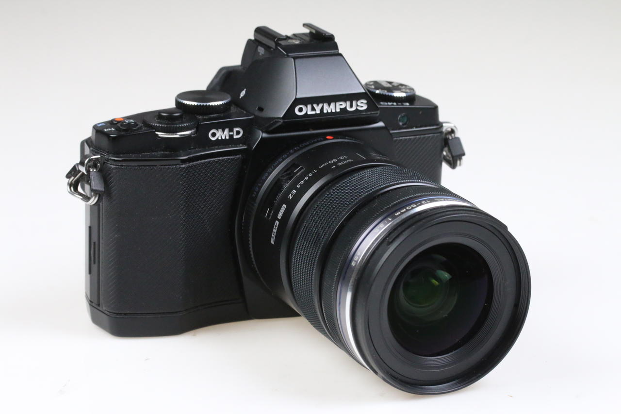 Olympus OM-D E-M5 mit ED 12-50mm 3,5-6,3 EZ - #BEK503476 - Image 2
