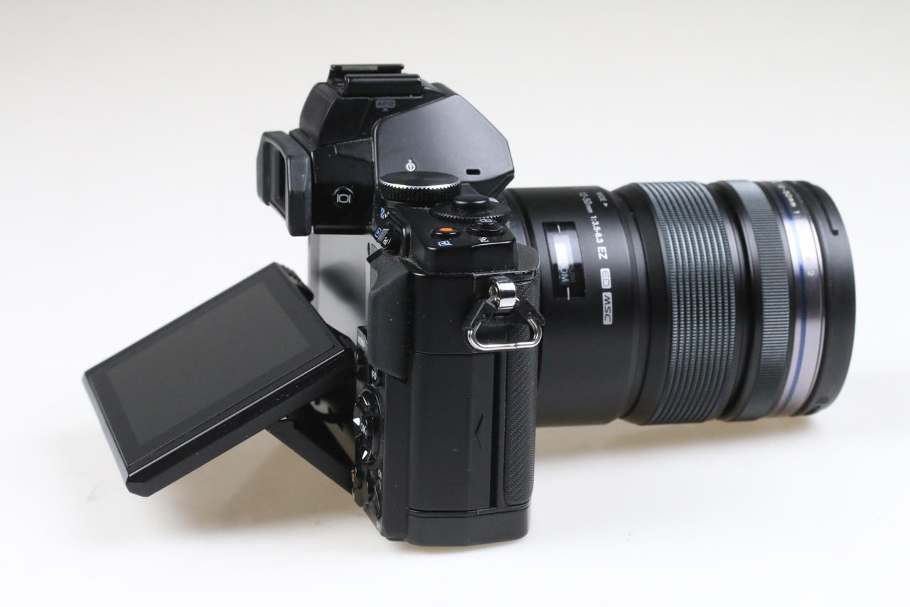 Olympus OM-D E-M5 mit ED 12-50mm 3,5-6,3 EZ - #BEK503476 - Image 5