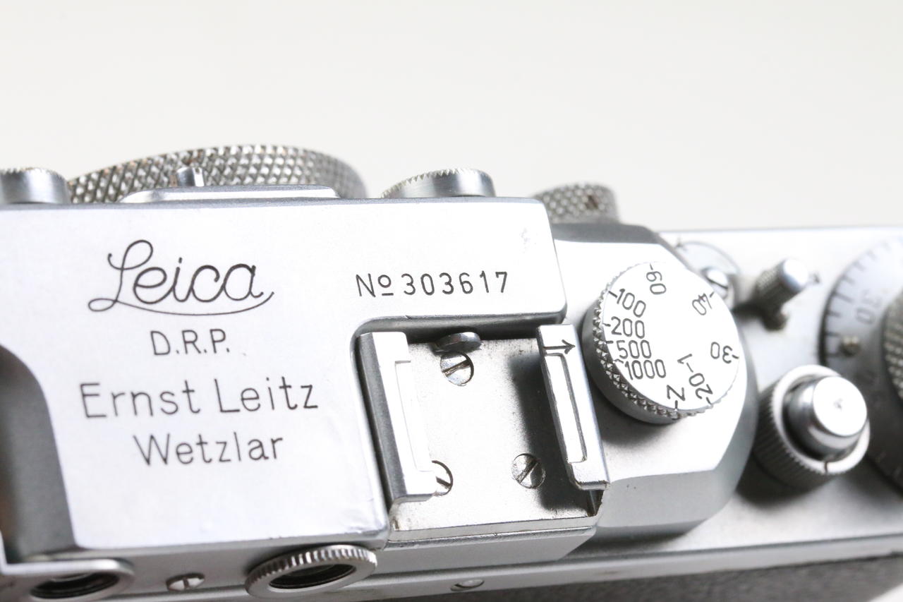 Leica IIIa mit Elmar 5cm f/3,5 / BJ 35 - #303617