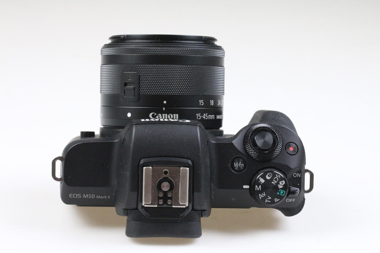 Canon EOS M50 mit EF-M 15-45mm IS STM : Schwarz - #083051006985