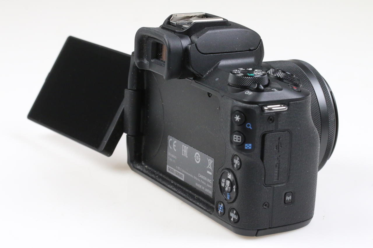 Canon EOS M50 mit EF-M 15-45mm IS STM : Schwarz - #083051006985