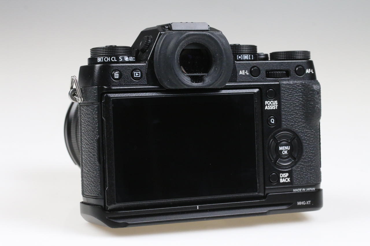 FUJIFILM X-T1 mit XF 18-55mm f/2,8-4,0 R LM OIS - #42M07077