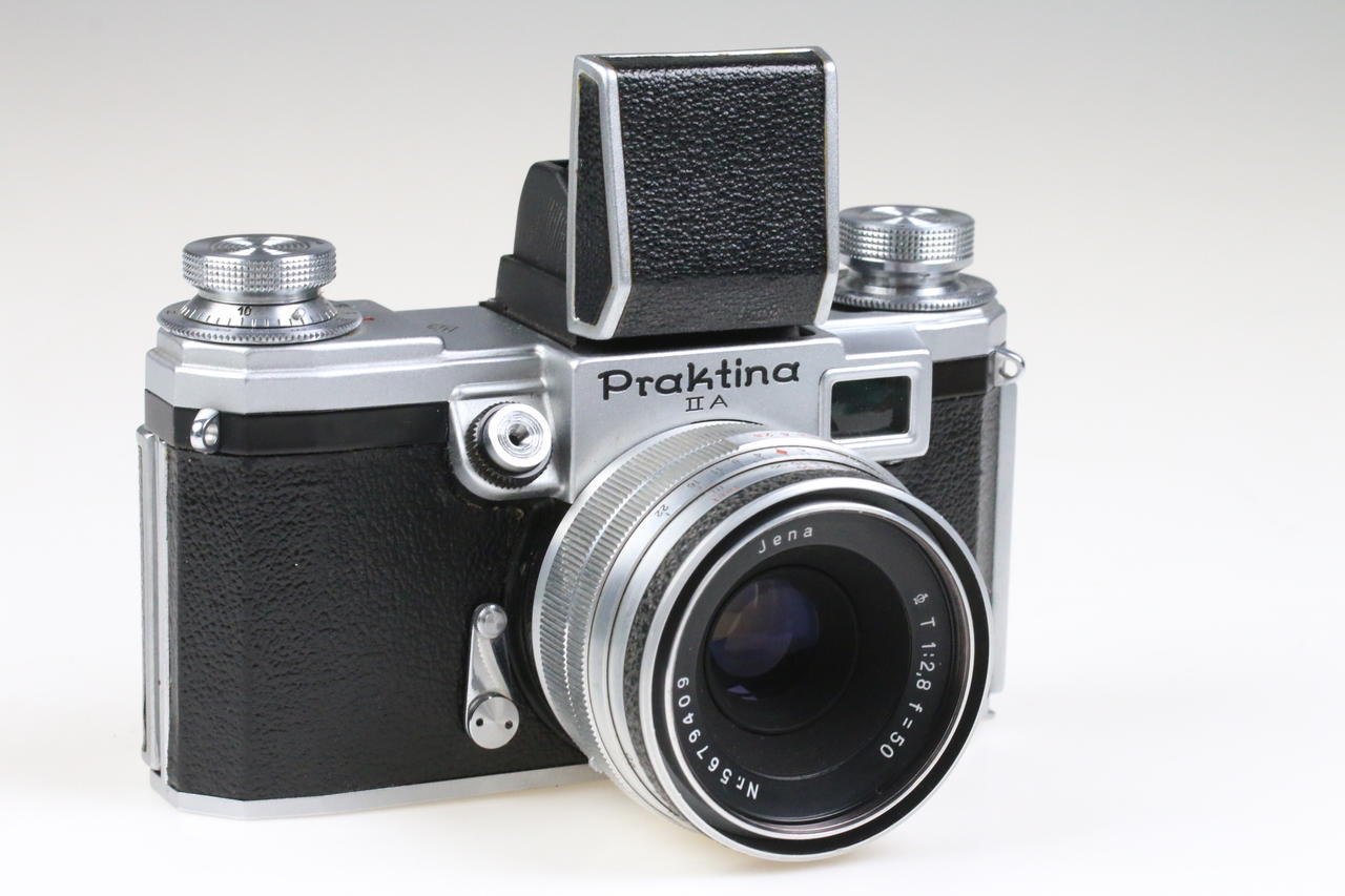 Praktica Praktina II A mit Jena T 50mm f/2,8 - #123599