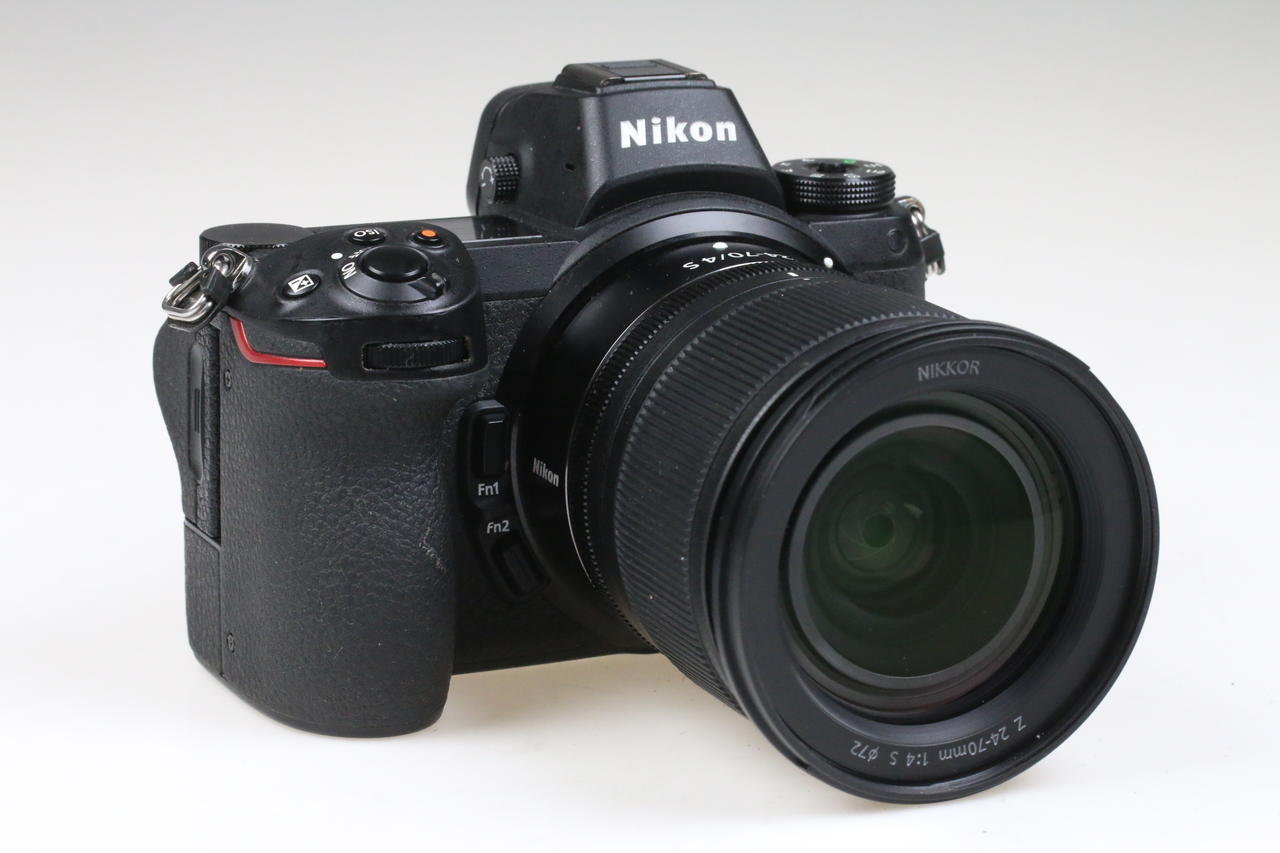 Nikon Z 6 mit Z 24-70mm f/4,0 S - #6022490
