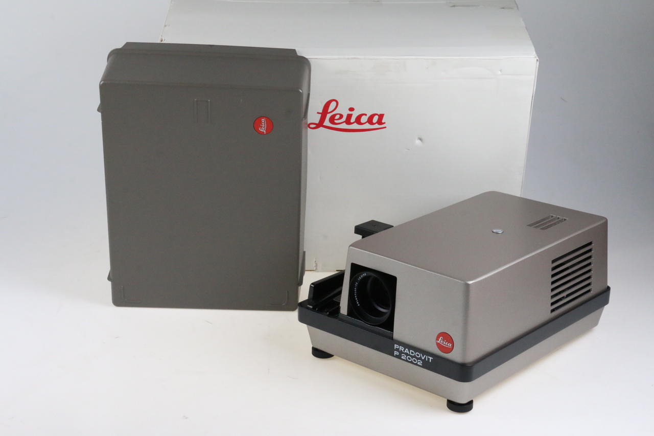 Leica Pradovit P2002 mit Colorplan 90mm f/2,5
