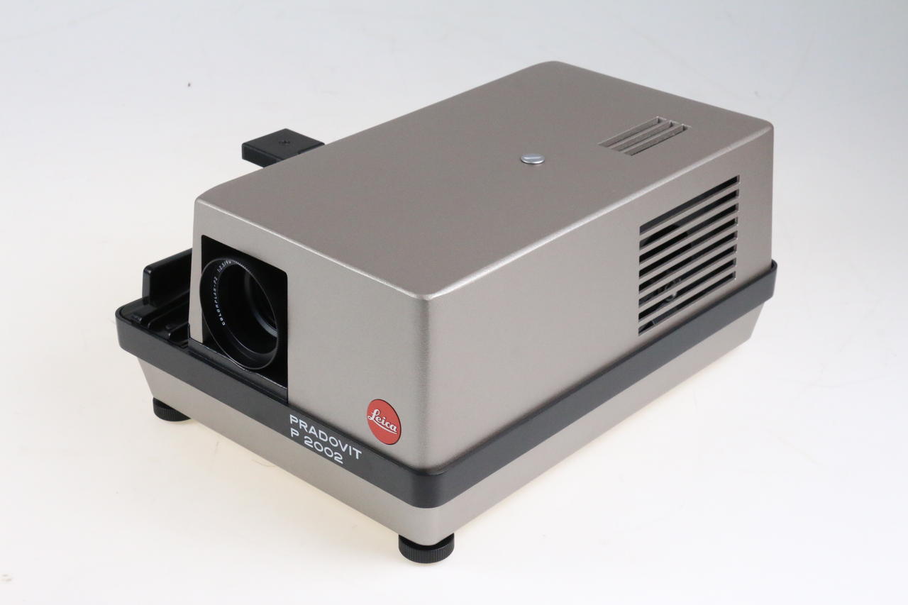 Leica Pradovit P2002 mit Colorplan 90mm f/2,5