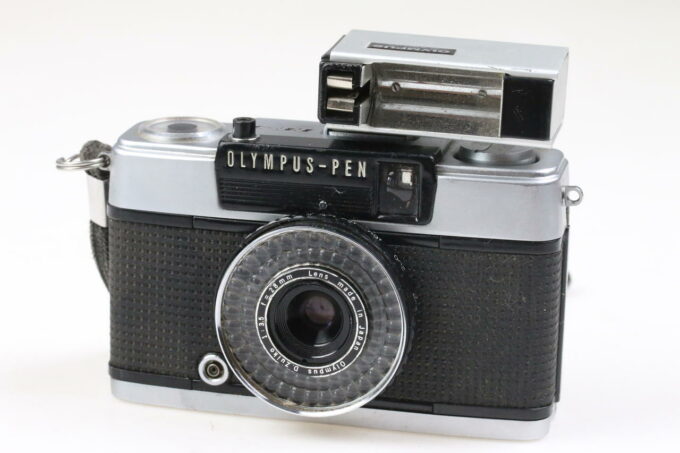 Olympus Pen EE-3 Sucherkamera / Halbformat mit Blitz - DEFEKT - #6343002