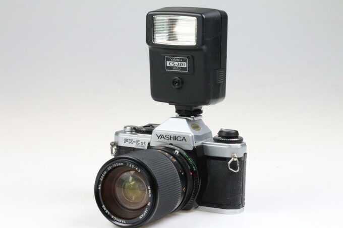 Yashica FX-D SE Quarz mit 35-105mm f/3,5-4,5 - #231869