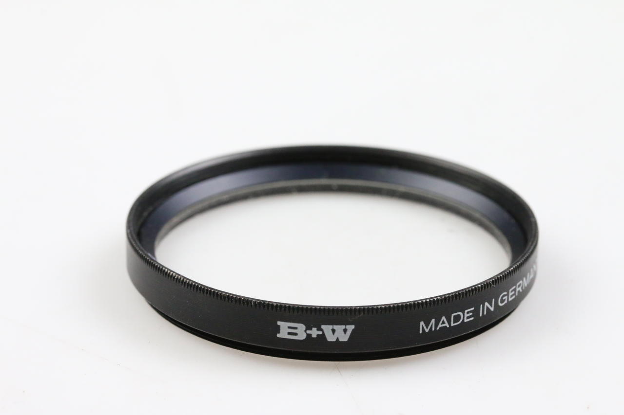 B+W UV Filter 1x (010) - 49mm