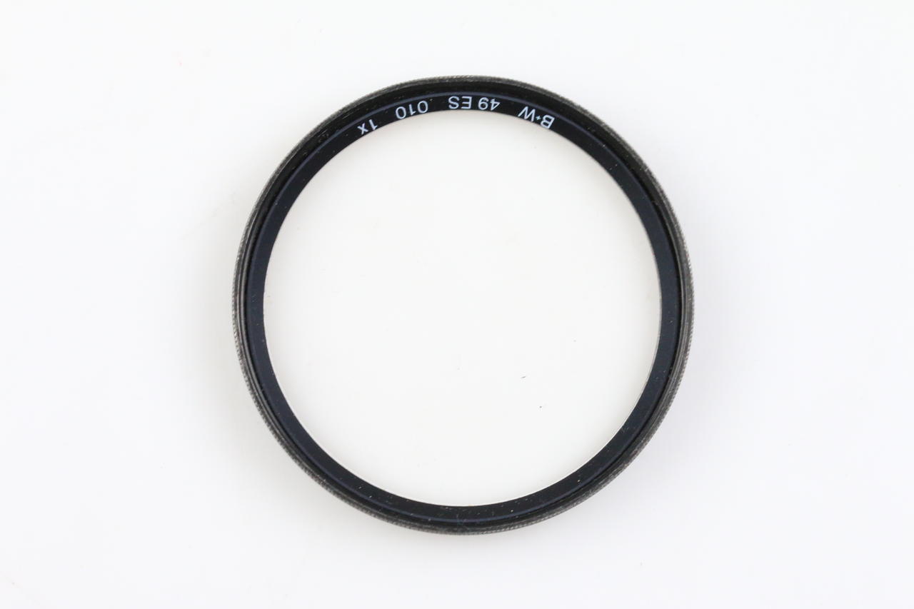 B+W UV Filter 1x (010) - 49mm - Image 3