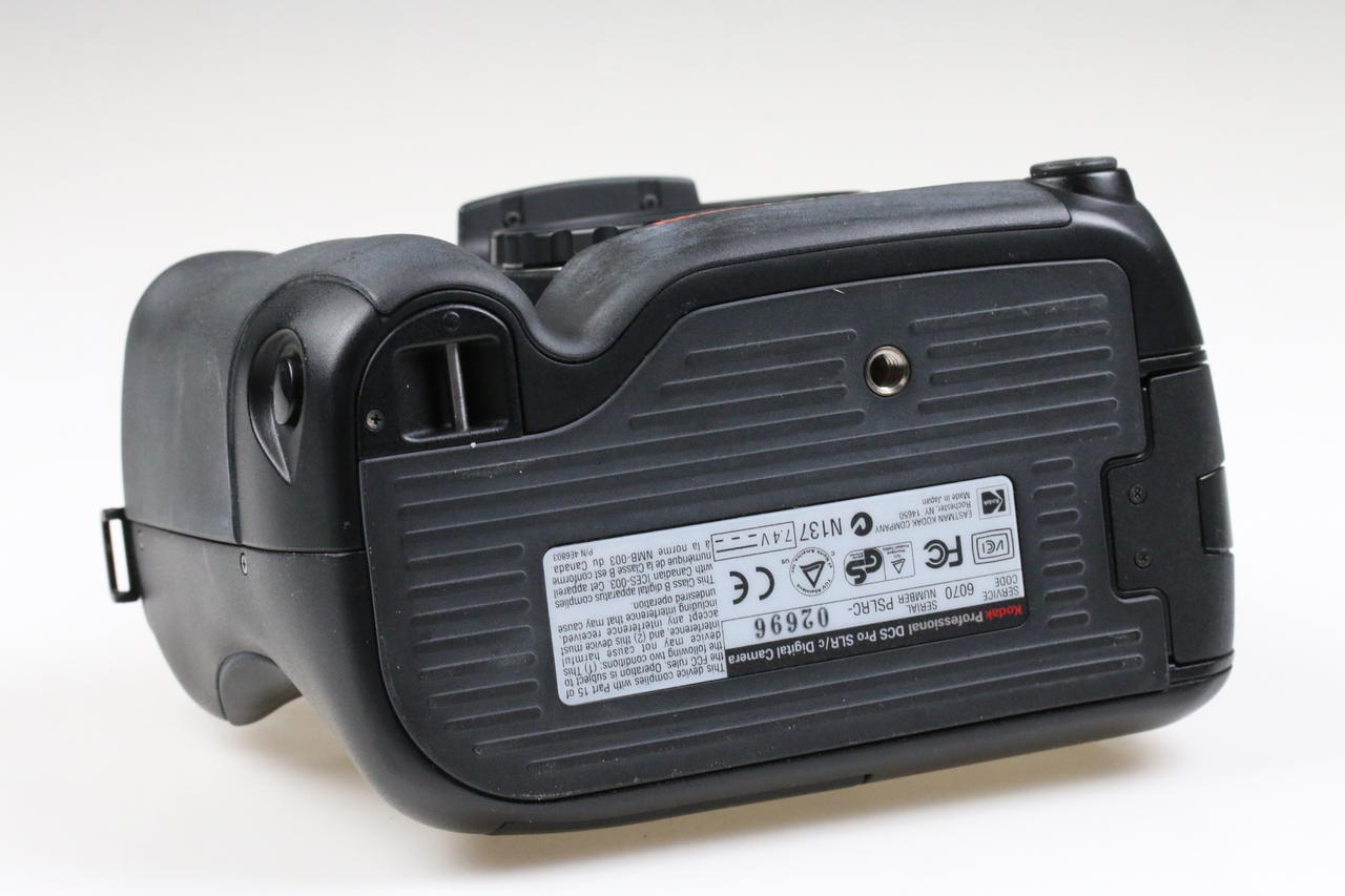 Kodak DSC Pro SLR /c Canon EOS Bajonett (ohne Ladegerät) - #02696