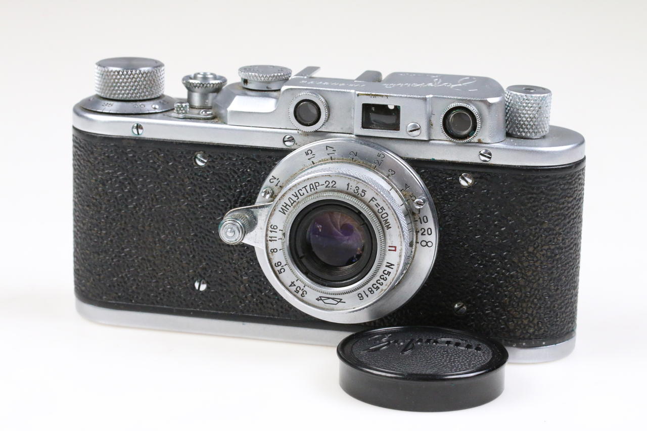 KMZ ZORKI 1 mit Industar-22 5cm f/3,5 - #402138