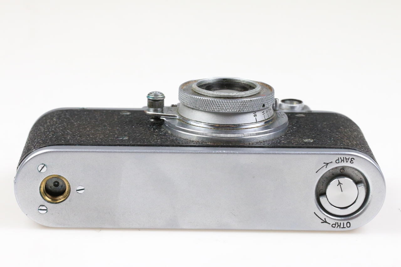 KMZ ZORKI 1 mit Industar-22 5cm f/3,5 - #402138