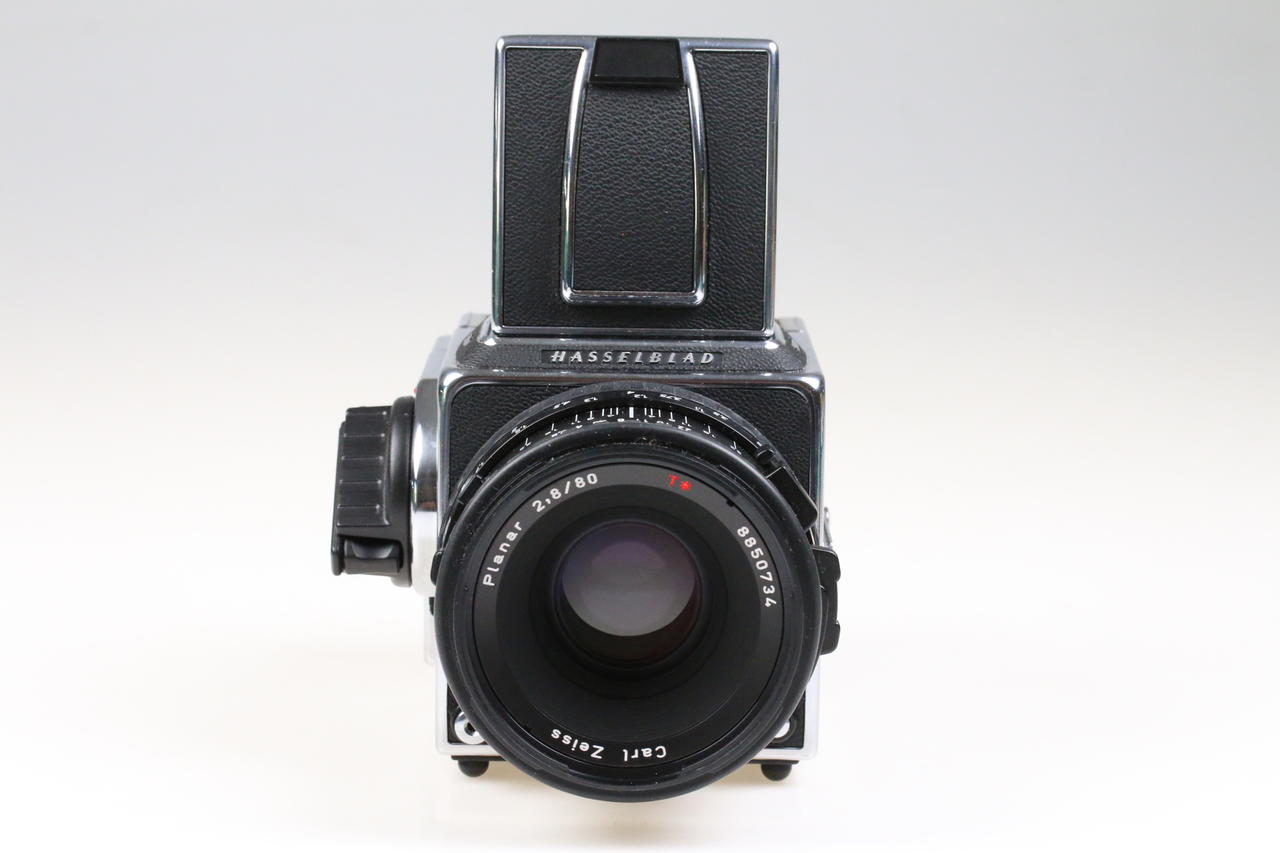 Hasselblad 501 CM mit Planar 80mm f/2,8 CB - #10EE19733